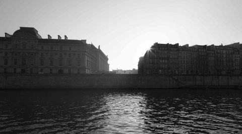 PARIS VILLE LUMIERE